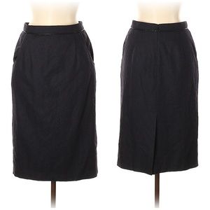 Sari Gueron
Black Wool Skirt